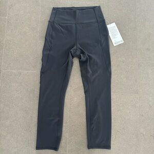Lululemon In Movement Crop size 6